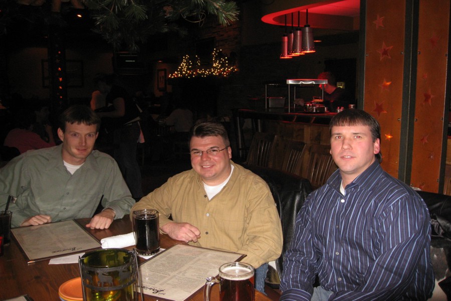 ../image/dinner with friends bill carl chris 3.jpg